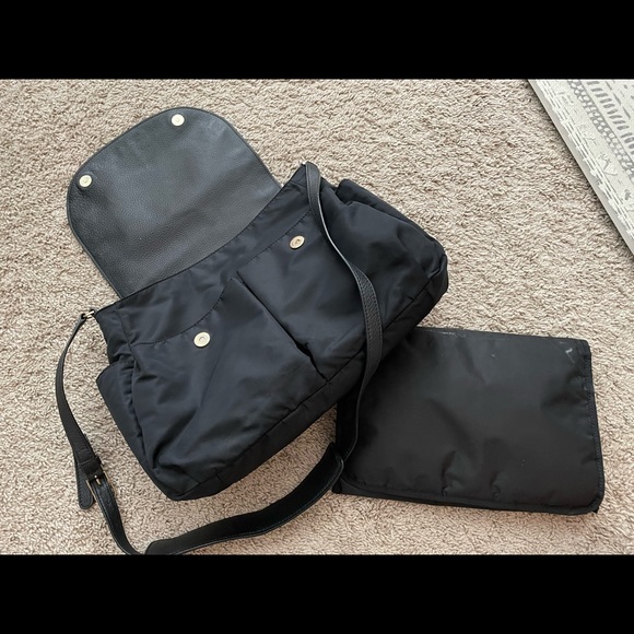 Tory Burch diaper bag - Picture 3 of 4